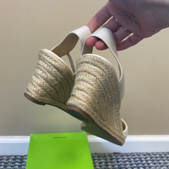 Lace-look espadrilles - Picture 2 of 2